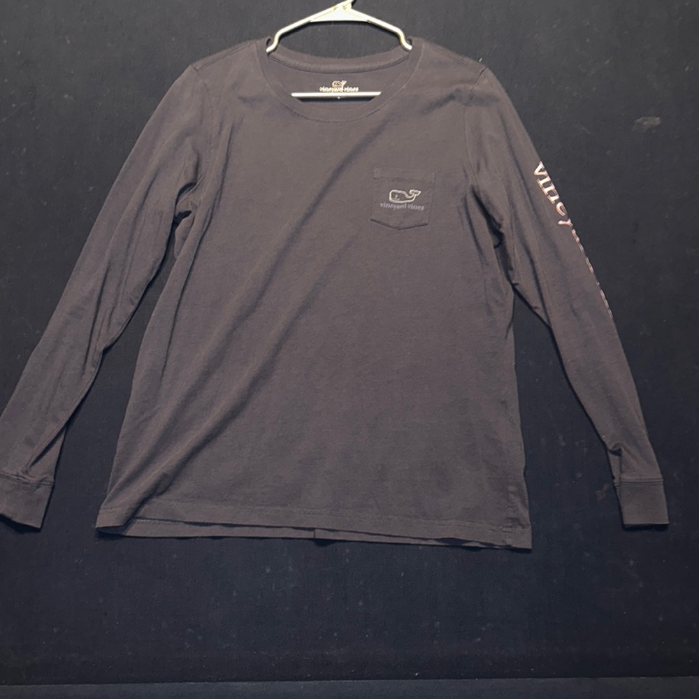 Long sleeve vineyard vines tee